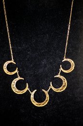 Comoros-Archipelago;-Craft;-Crescent-moon;-Filigree;-France;-Gold;-Goldsmithing;-Indian-Ocean;-Jewellery;-Kaleidos;-Kaleidos-images;-La-parole-à-limage;-Laurent-Abad;-Mayotte;-Necklace;-Stories-Pictures